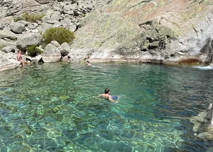 Rural Alisos Pensjonat Navalonguilla